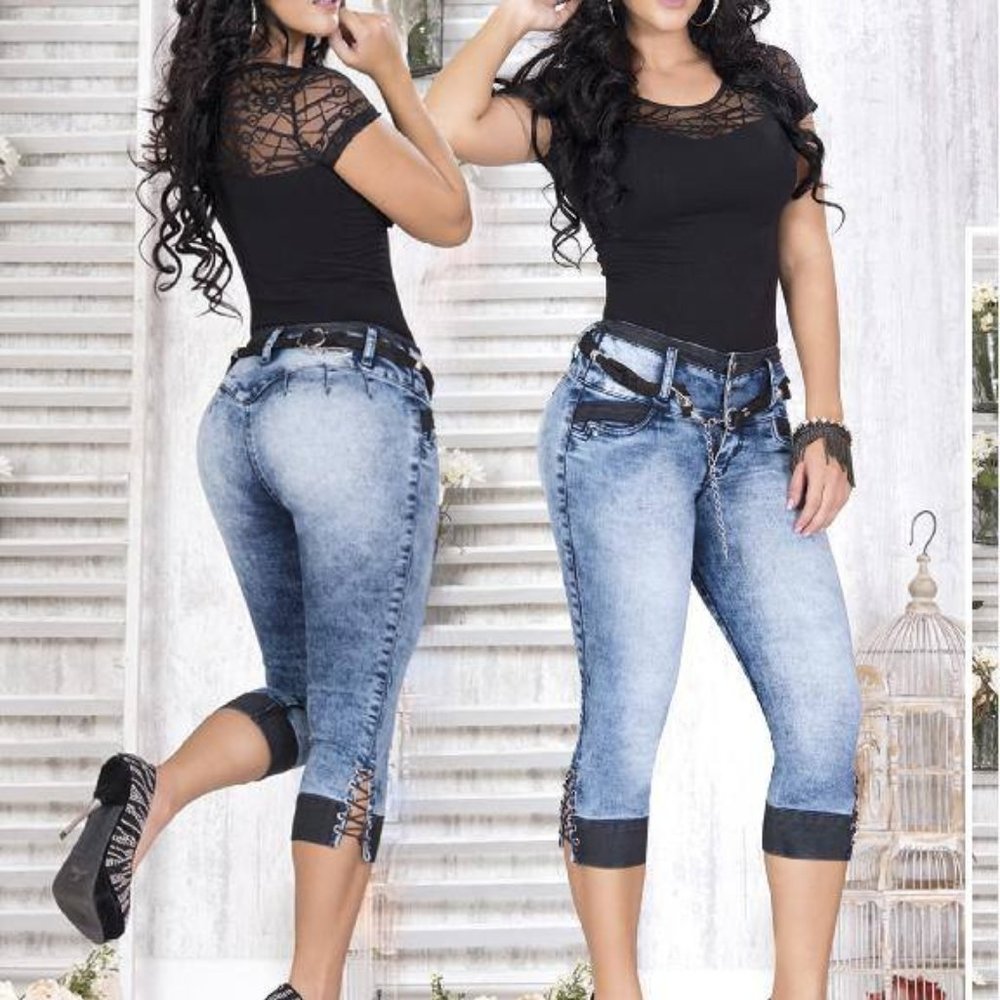 Capri  Skinny Butt Lifter
